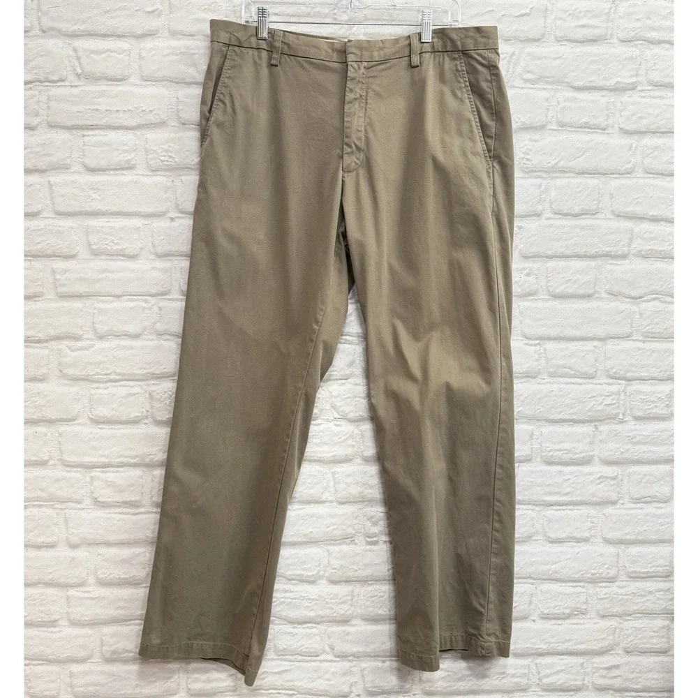 Banana Republic Men's Dawson Flat Front Chino Pants Size 35 X 32 100% Cotton Y2K